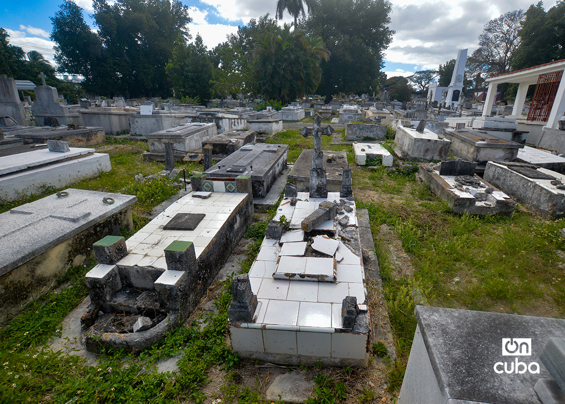 Cementerio de la localidad habanera de Regla. Foto: Otmaro Rodríguez.