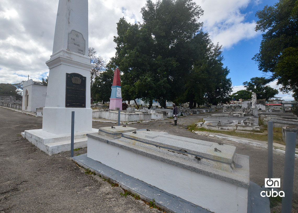 Cementerio de la localidad habanera de Regla. Foto: Otmaro Rodríguez.