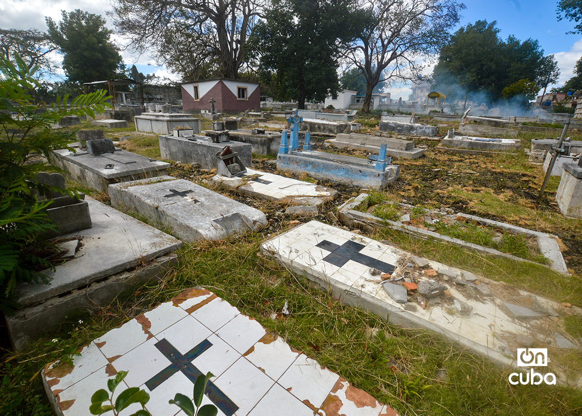 Cementerio de la localidad habanera de Regla. Foto: Otmaro Rodríguez.