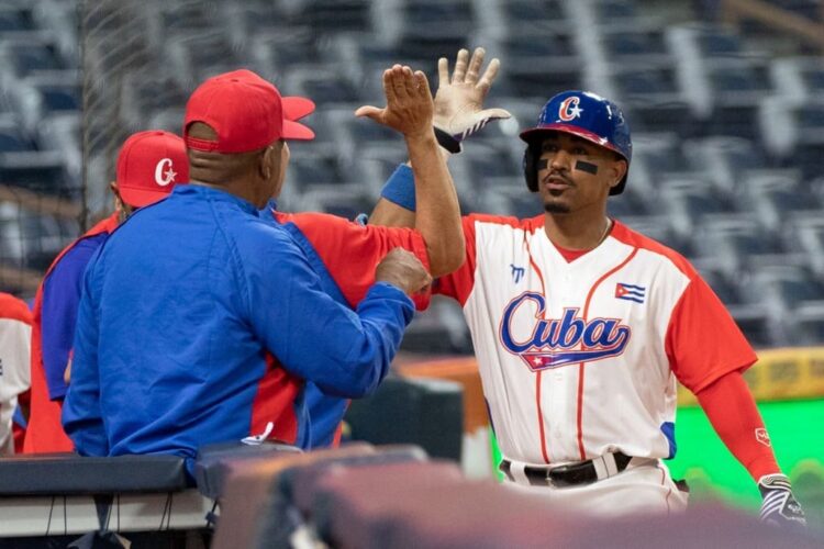 Cuba logró su primera victoria en la Serie de las Américas al derrotar 10-0 a Argentina. Foto: Prensa Latina (PL).