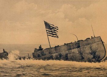 Instante del hundimiento definitivo en alta mar. Foto: El Fígaro, 24 de marzo de 1912.