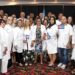 El presidente cubano Miguel Díaz-Canel junto a miembros de la misión médica cubana en Honduras en 2025. Foto: Presidencia de Cuba / Archivo.
