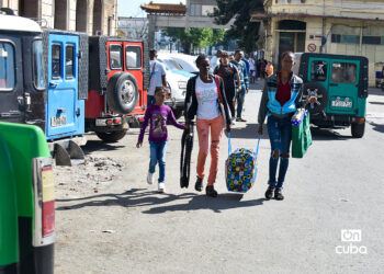 Transporte en La Habana. Foto: Otmaro Rodríguez