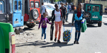 Transporte en La Habana. Foto: Otmaro Rodríguez