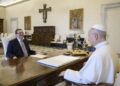 El canciller cubano, Bruno Rodríguez, se reúne con el papa León XIV en el Vaticano, el 28 de febrero de 2026. Foto: Tomada del perfil en X de Bruno Rodríguez.