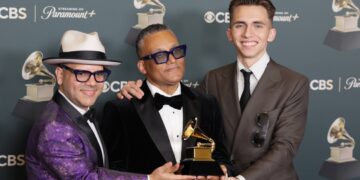 Yainer Horta, Gonzalo Rubalcaba y Joey CalveiroGloria y Emilio Estefan. Foto: JILL CONNELLY/EFE/EPA.