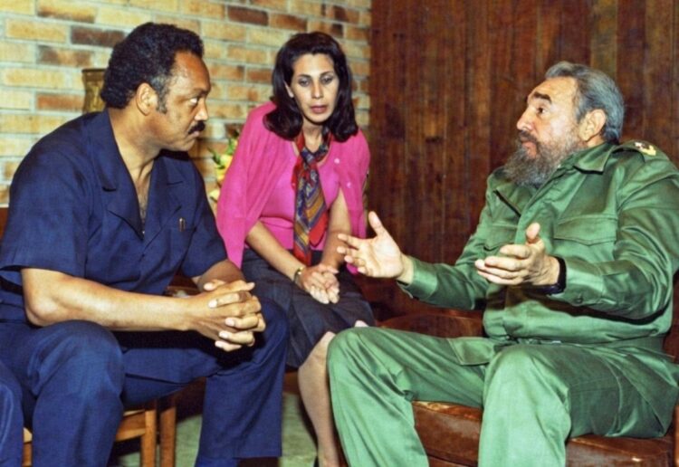 Jakcson visitó varias veces Cuba, donde se reunió con Fidel Castro. Foto: Embajada de Cuba en Reino Unido