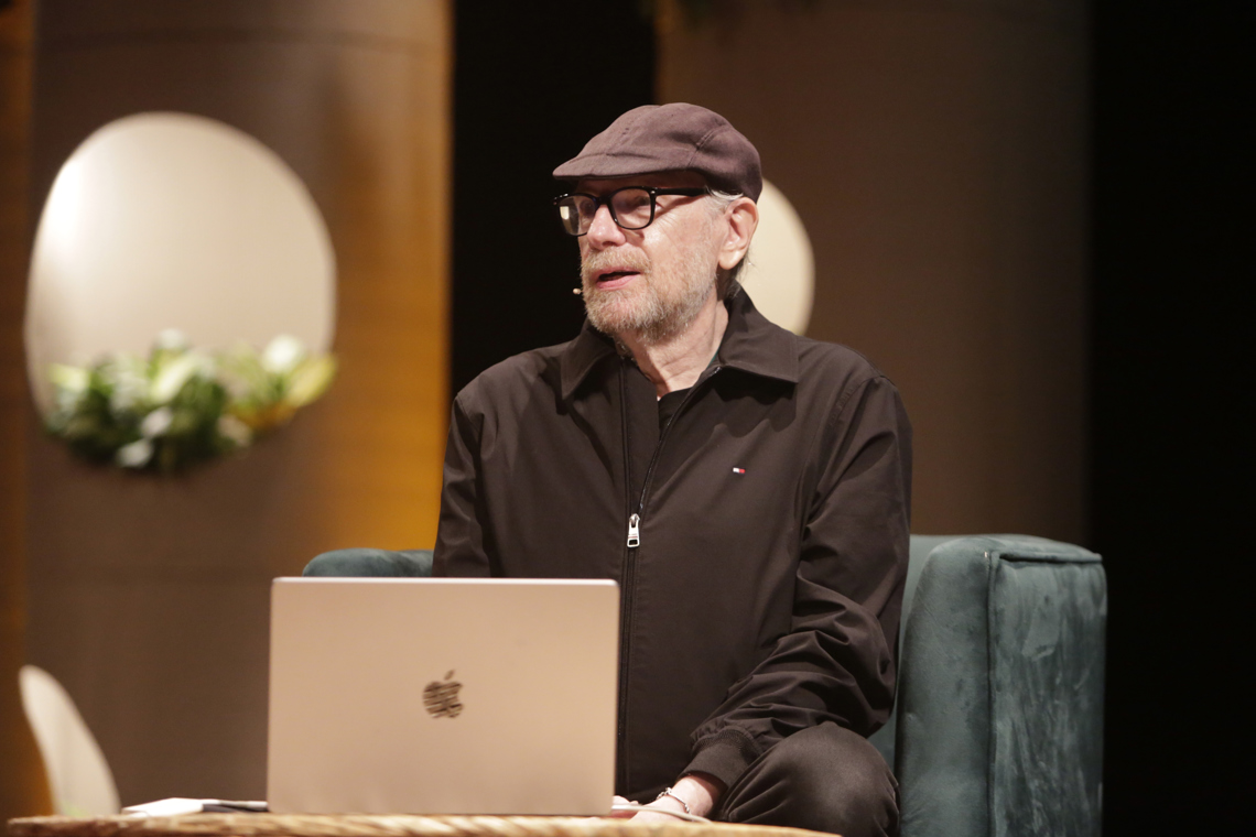 Silvio Rodríguez presents his intimate diary with photographer Daniel Mordzinski