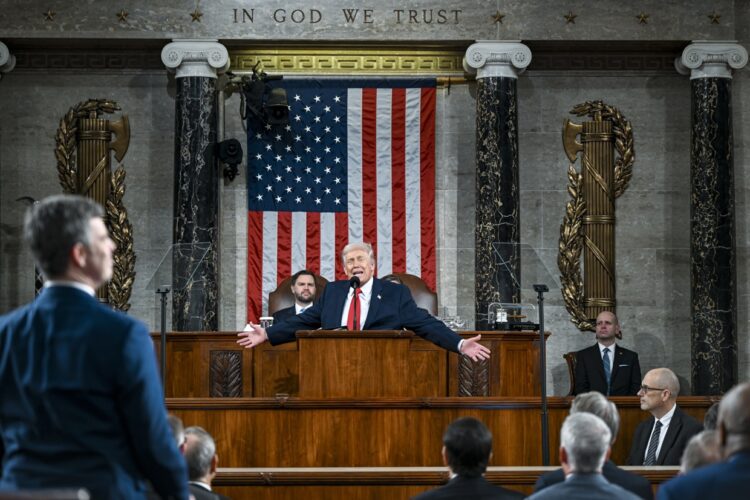 Trump en el discurso sobre el Estado de la Unión. Foto: KENNY HOLSTON/EFE/EPA/ POOL.