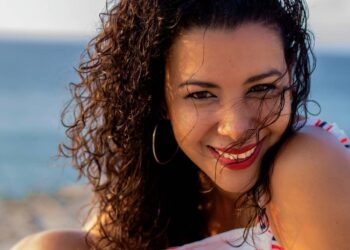 La actriz cubana Yura López. Foto: Cortesía de la entrevistada.