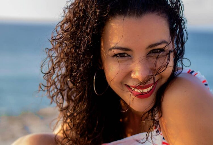 La actriz cubana Yura López. Foto: Cortesía de la entrevistada.