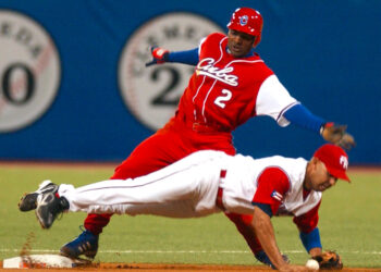 Cuba logró una histórica victoria contra Puerto Rico en el Clásico Mundial de 2006. Foto: Ricardo López Hevia.