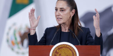 La presidenta de México, Claudia Sheinbaum, durante una rueda de prensa en Palacio Nacional de la Ciudad de México, el 16 de marzo de 2026. Foto: Isaac Esquivel / EFE.