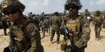 Tropas estadounidenses ya están en la región para un eventual asalto a territorio iraní. Foto. EFE.