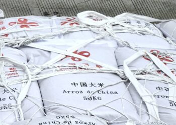 Donativo de arroz de China a Cuba. Foto: Tomada del perfil de Facebook de la Embajada de Cuba en China.