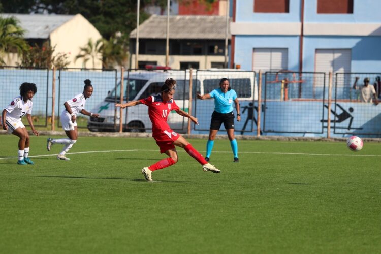 Katheryn Rodríguez, autora de todos los goles del partido. Foto: Calixto N. Llanes/JIT