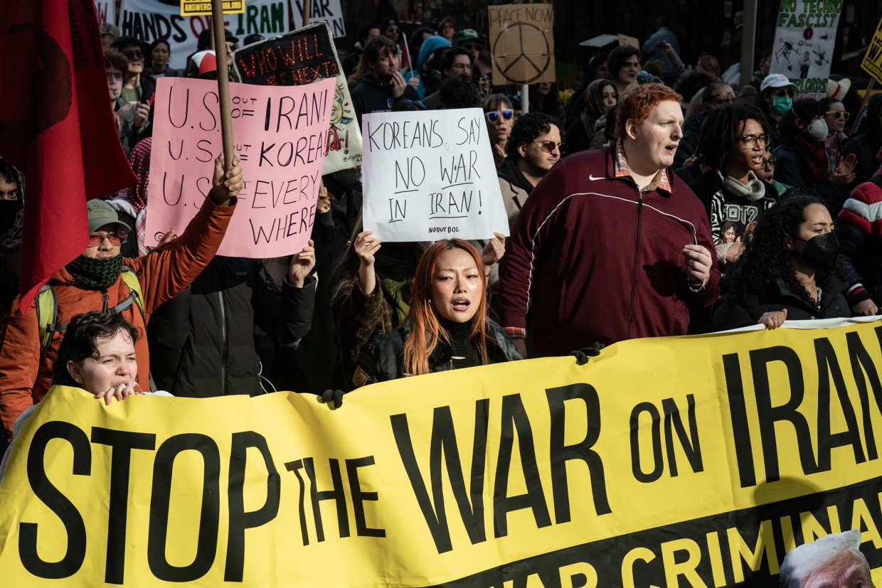 Khamenei's death in Iran is confirmed and Trump announces bombings “as long as necessary”