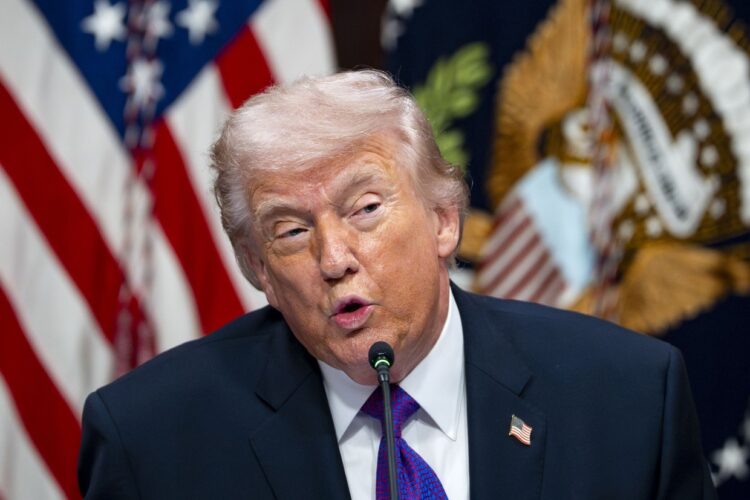 Foto: EFE/EPA/BONNIE CASH/POOL.