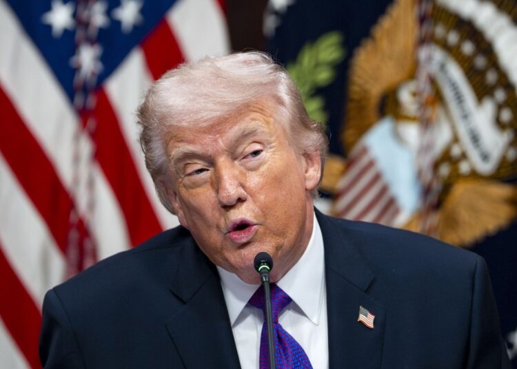 Foto: EFE/EPA/BONNIE CASH/POOL.