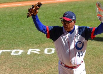 Miguel Borroto en su anterior experiencia al frente de los Toros de Camagüey. Foto: Irene Pérez/Archivo