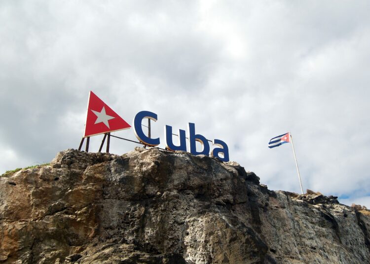 El gobierno cubano ha hecho saber públicamente que no admite presiones ni chantajes en el diálogo, al parecer de sordos, con EE.UU. Foto:  AMD