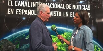 El presidente Díaz-Canel entrevistado en exclusiva por el canal RT, Russia Today,  en La Habana. Foto:  RT