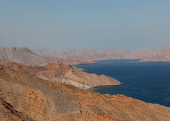 Península de Musandam, estrecho de Ormuz, Omán. Foto: Canva.