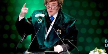 Javier Milei hablando durante un evento en la Universidad de Bar-Ilan, en Ramat Gan (Israel). EFE.