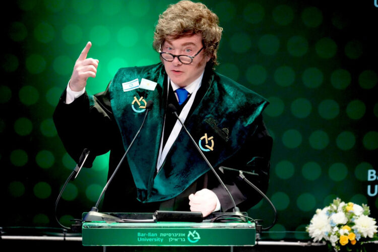 Javier Milei hablando durante un evento en la Universidad de Bar-Ilan, en Ramat Gan (Israel). EFE.