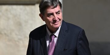 El director del Instituto Cervantes, ensayista, crítico y poeta español Luis García Montero. EFE/Fernando Villar