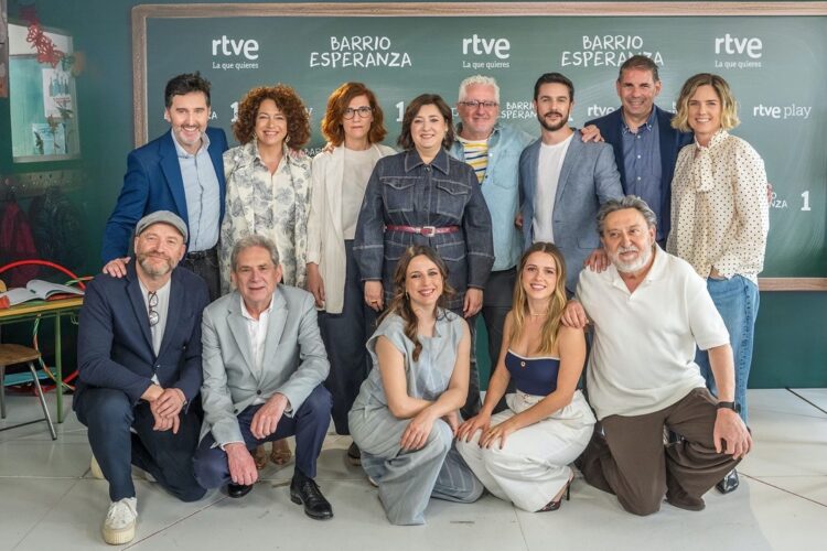 Laura de la Uz es Fátima en la nueva serie de Televisión Española "Barrio Esperanza". Foto: Tomada del perfil en Instagram de la actriz.