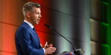 Peter Magyar. Foto: TIBOR ILLYES/EFE/EPA