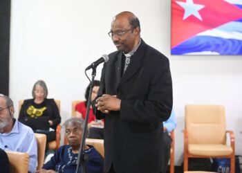 Los miembros de esta delegación "representan a 600 millones de cristianos de unas 120 naciones". Foto: Presidencia Cuba