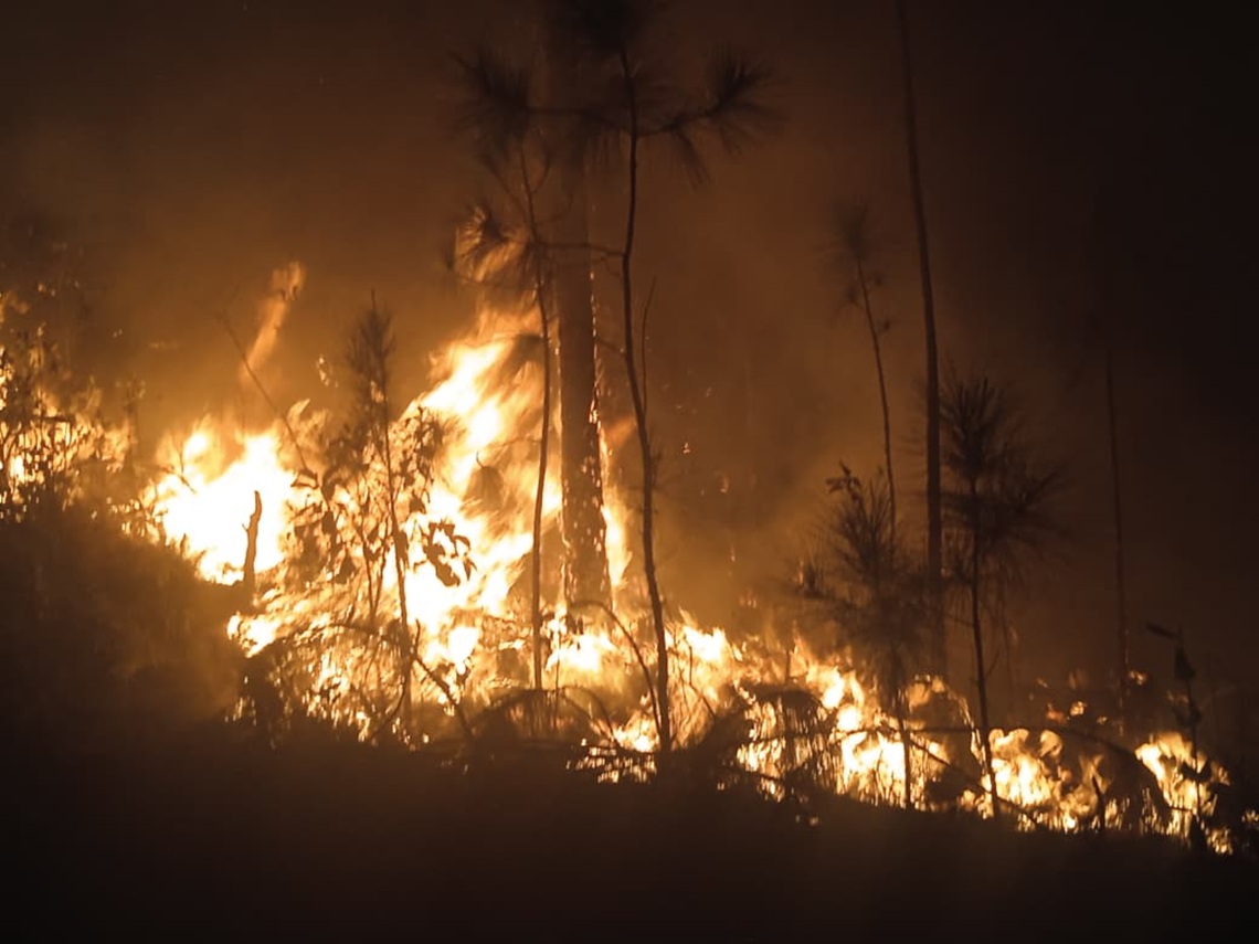 Incendio forestal en Minas de Matahambre, Pinar del Río. Foto: Marcia Delgado / Radio Guamá.