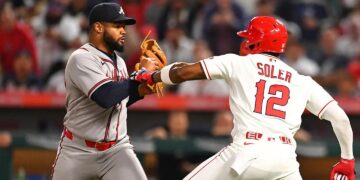 Momento de la pelea entre Jorge Soler y Reynaldo López, en la MLB. Foto: Brian Rothmuller / Icon Sportswire.
