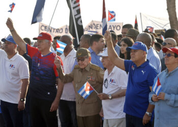 Desfile 1 de mayo de 2026. Foto: EFE/ Ernesto Mastrascusa.