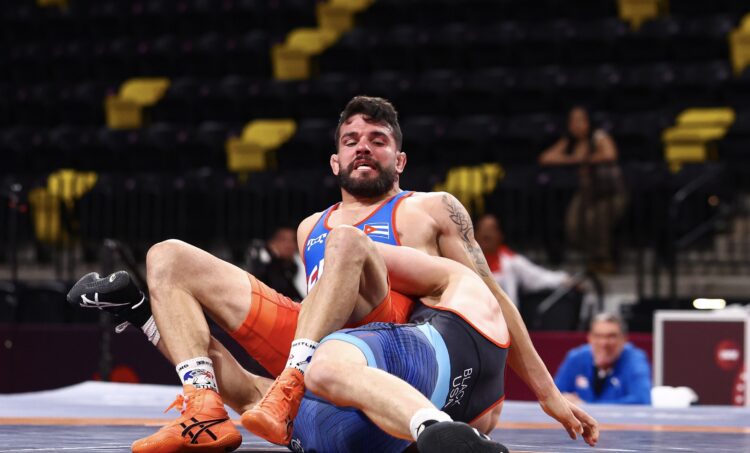 Luis Orta en el combate final contra el estadounidense Otto Black. Foto WWU