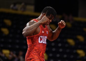 El cubano Arturo Silot después de su triunfo en el Panamericano Senior de Luchas. Foto: UWW.
