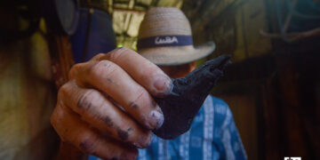El carbón en Cuba. Foto: Otmaro Rodríguez