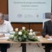Firma del memorándum entre Japón y Cuba para la instalación de paneles solares en 10 hospitales de la isla. Foto: Tomada del perfil en Facebook de la Embajada de Japón en Cuba.