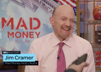 Jim Cramer en el plató de su programa estrella Mad Money. Foto: Cortesía Bell Masters.