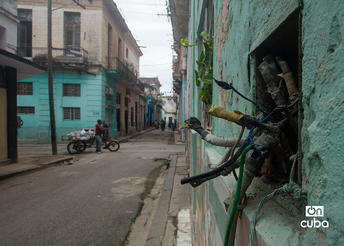 Calle Curazao, en La Habana Vieja. Foto: Otmaro Rodríguez.