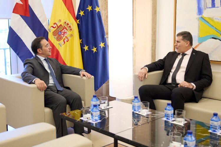 Óscar Pérez-Oliva Fraga y Carlos Cuerpo. Foto: @polivaoscar