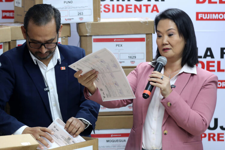 Keiko Fujimori, ganadora de la segunda vuelta de las elecciones presidenciales de Perú. Foto: Paolo Aguilar/EFE.