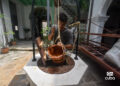 Brocal con su sistema de sacado de agua. Foto: Otmaro Rodríguez.