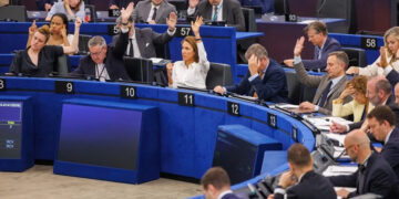 Votación en el Parlamento Europeo, en Estrasburgo, Francia. Foto: Olivier Matthys / EFE.