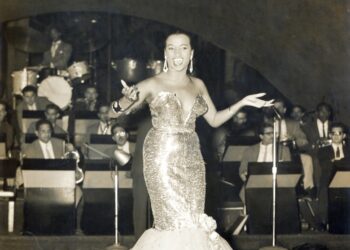 Fotografía cedida por Pinecrest Gardens de la cantante cubana Celia Cruz la "Reina de la salsa". Foto: EFE/Pinecrest Gardens