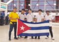 Equipo cubano de Informática que participó en la Olimpiada Internacional Al Khwarizmi de Matemática e Informática, desarrollada en Uzbekistán. Foto: Tomada del perfil de Facebook de Osmany Justis Katt.