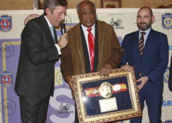 Fotografía de archivo del legendario boxeador español de origen cubano José Legrá, quien falleció en Madrid el 15 de julio de 2026. Foto: Carlos Mateos EFE / Archivo.