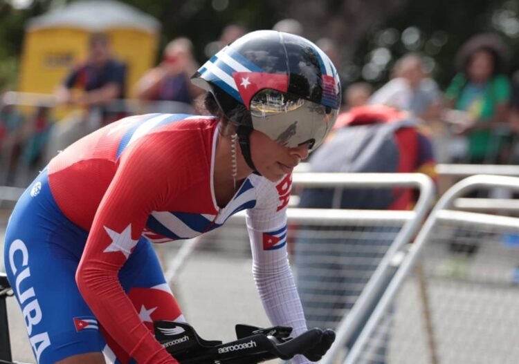 Marlies Mejías gana oro en la contrarreloj individual de los JCC 2026. Foto: Jit.